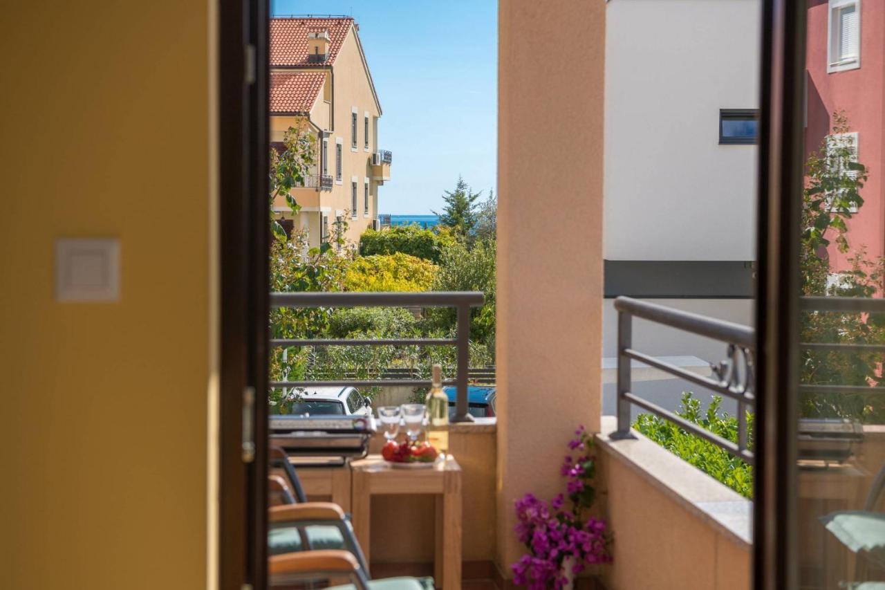 Apartment Carpe Diem Premantura Exterior photo